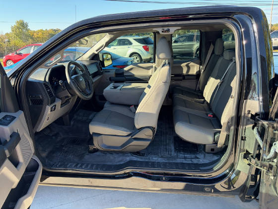 webassets/17f150seat.jpg